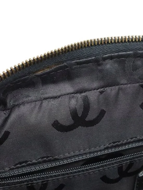 Chanel Wild Stitch CC Logo Tote Leather Black - Picture 7 of 9